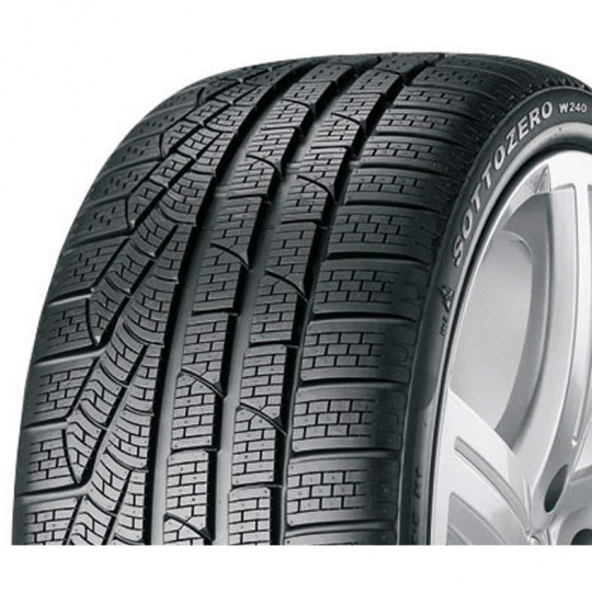 Pirelli Winter Sottozero serie II 245/45 R 19 102V Pirelli Winter Sottozero serie II 245/45 R 19 102V