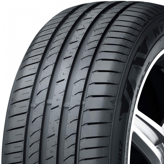 Nexen N'fera Primus 215/50 R 17 95V